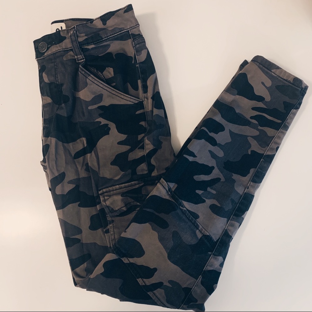 Garage Grey Camo Jeans Size 1